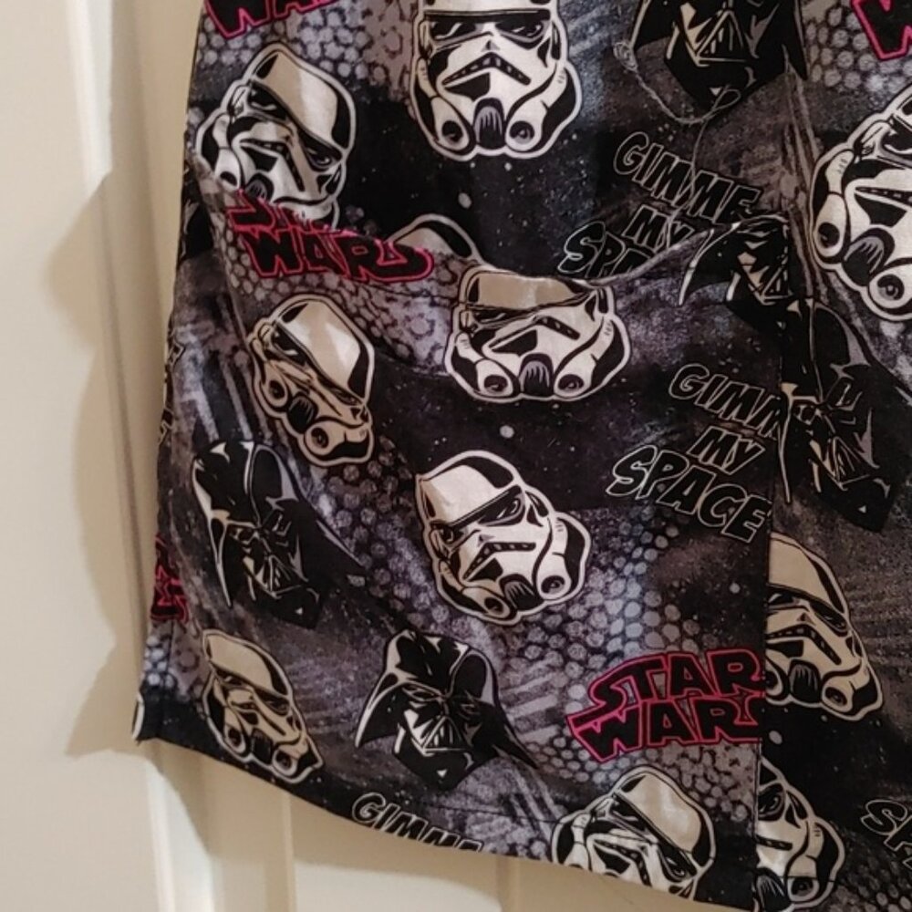 Star Wars hospital nurse scrubs top tunic black, white, pink Small - Picture 5 of 8